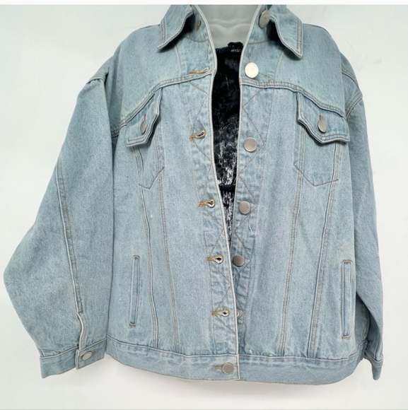 VICI NWOTs Oversized Denim Blazer - Picture 1 of 4